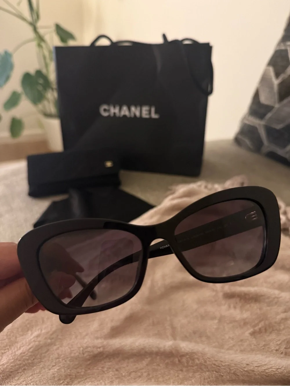 CHANEL Black Oversized Cat-Eye Sunglasses with Quilted Case